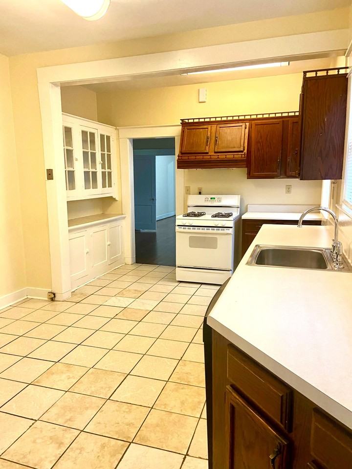 513 10th Court South - Photo 7 of 17