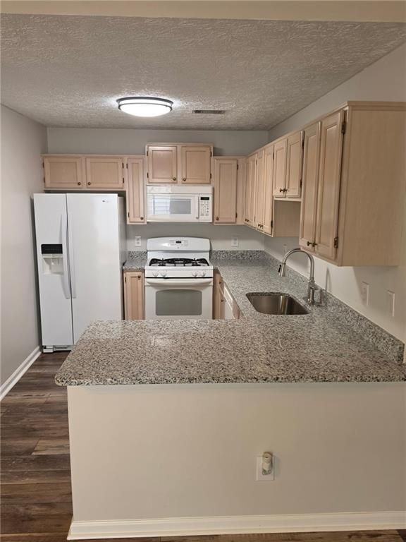 2736 Highland Rdg Nw - Photo 4 of 7