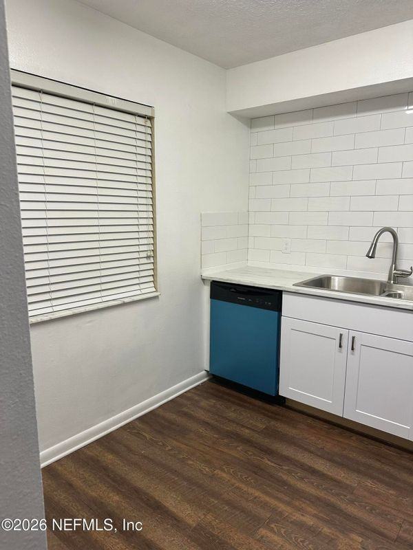 394 Fortuna Ave ##A - Photo 7 of 10