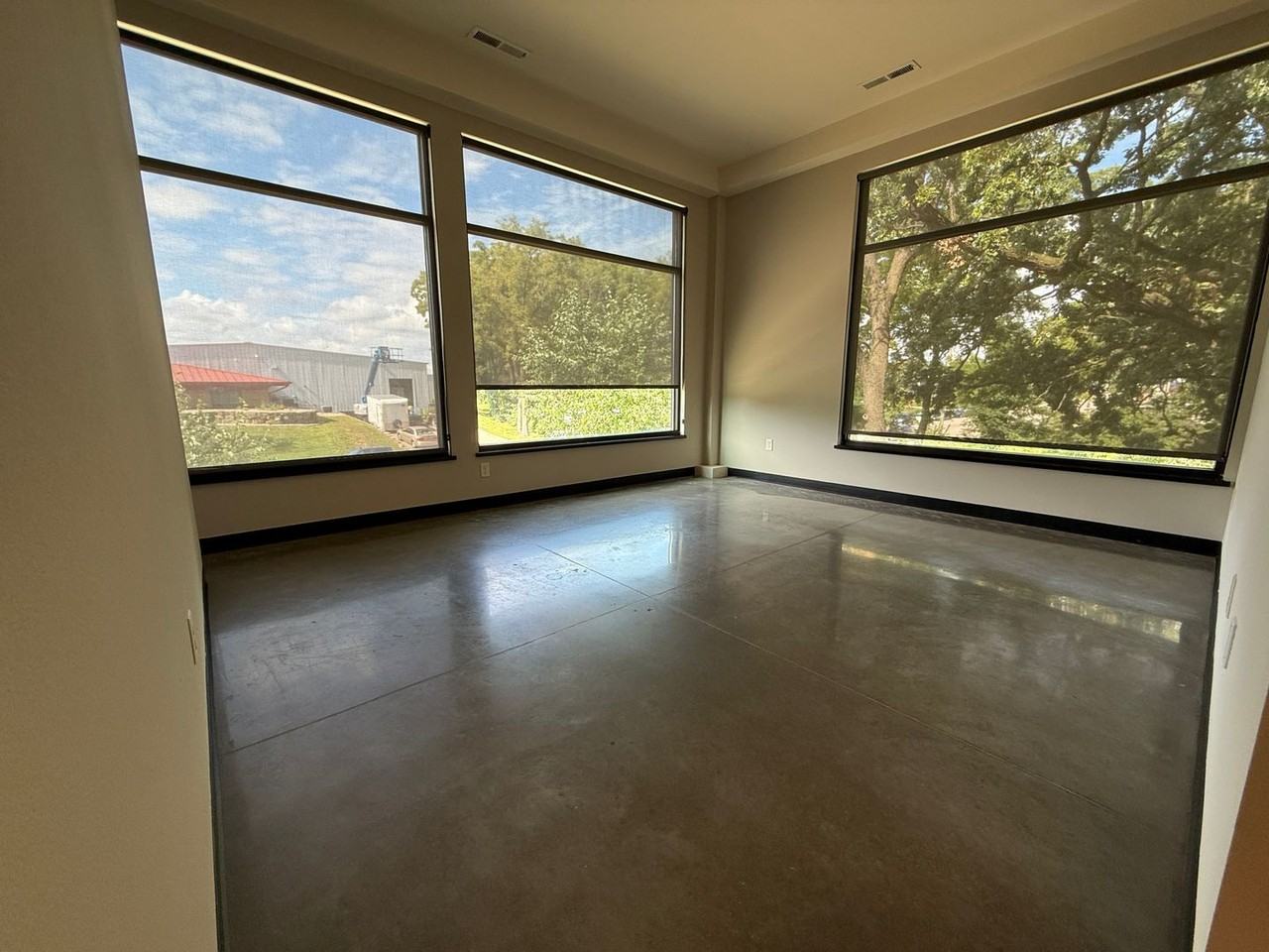 Velocity Apartments - Photo 5 of 23
