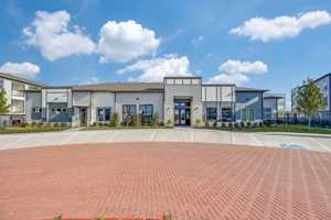 featured image of 4001 W Ob Groner Rd