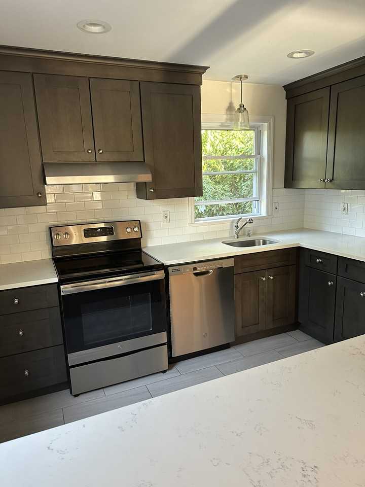 30 Summit Rd #2ndFL