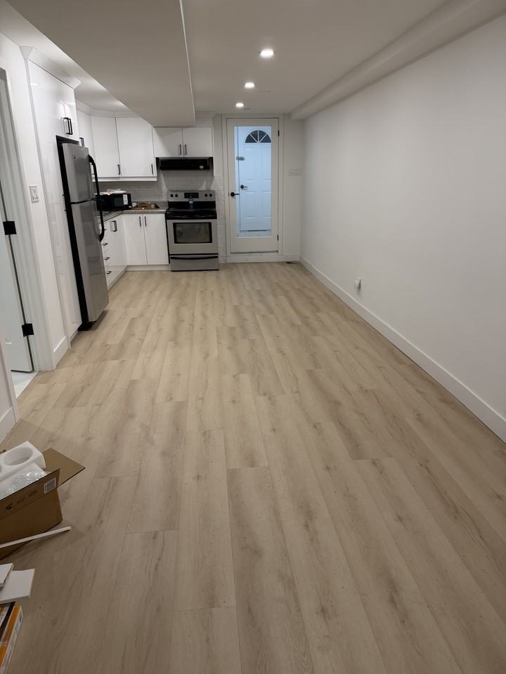 223 Saint Clarens Avenue - Photo 2 of 4