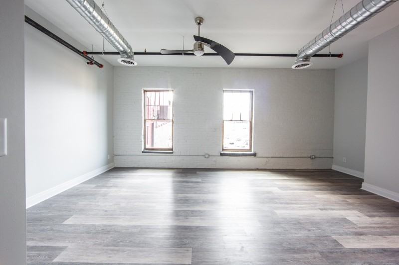 490 Pearl St #2 - Photo 4 of 7