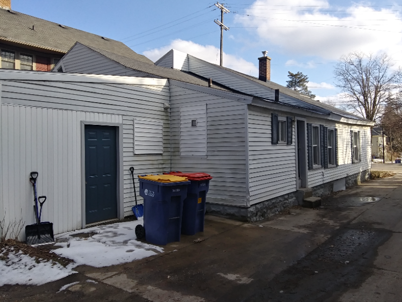 725 Fulton St E - Photo 6 of 34