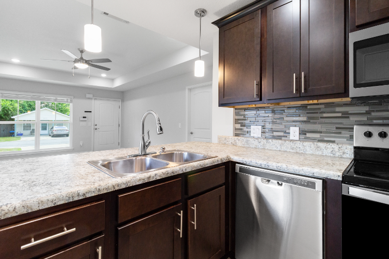 8422 Rose Ave - Photo 2 of 32