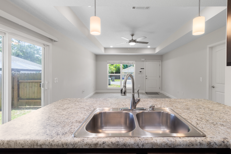 8422 Rose Ave - Photo 3 of 32