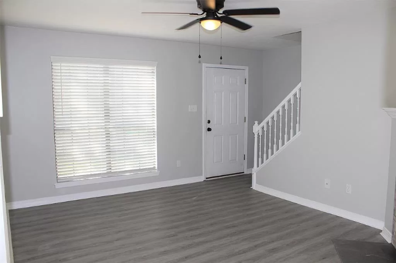 258 Settlers Park Dr - Photo 4 of 15