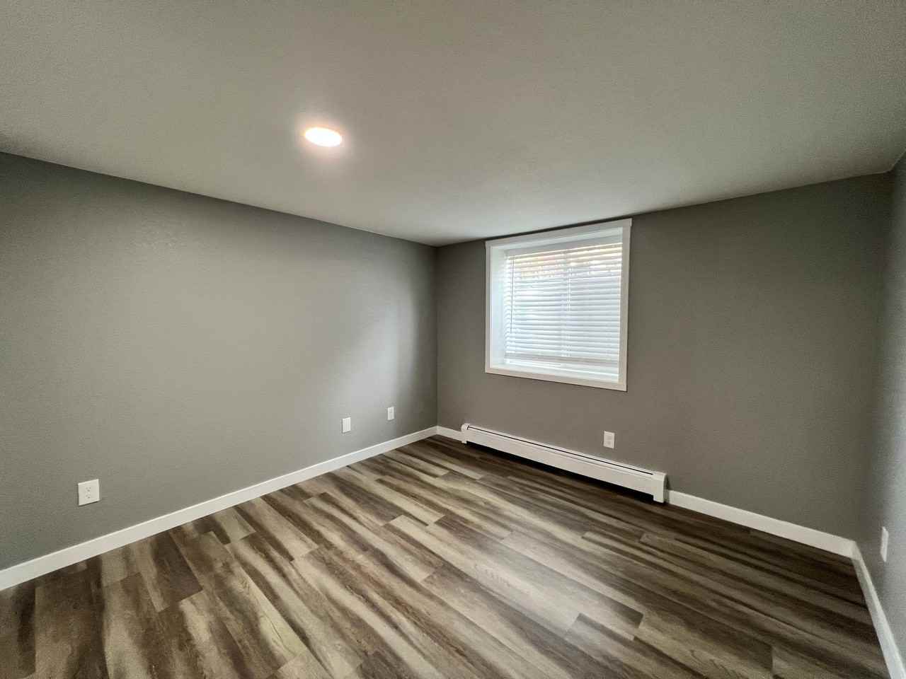 603 18th St #B - Photo 7 of 18