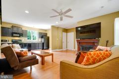 10044 Blake Ln - Photo 1 of 1