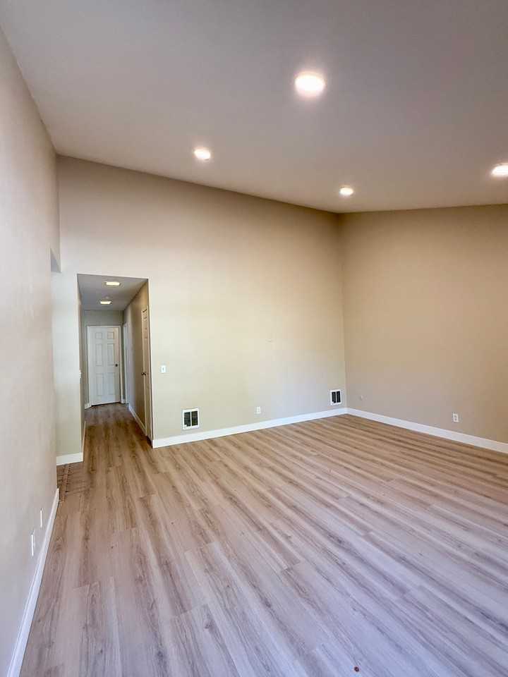 5472 Adobe Falls Rd #12 - Photo 4 of 15