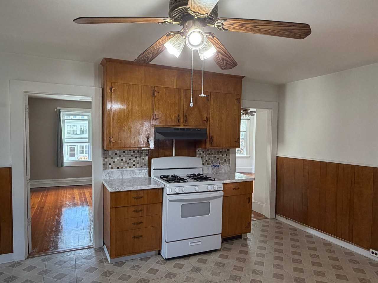 32 Heaton Ave #2 - Photo 5 of 10