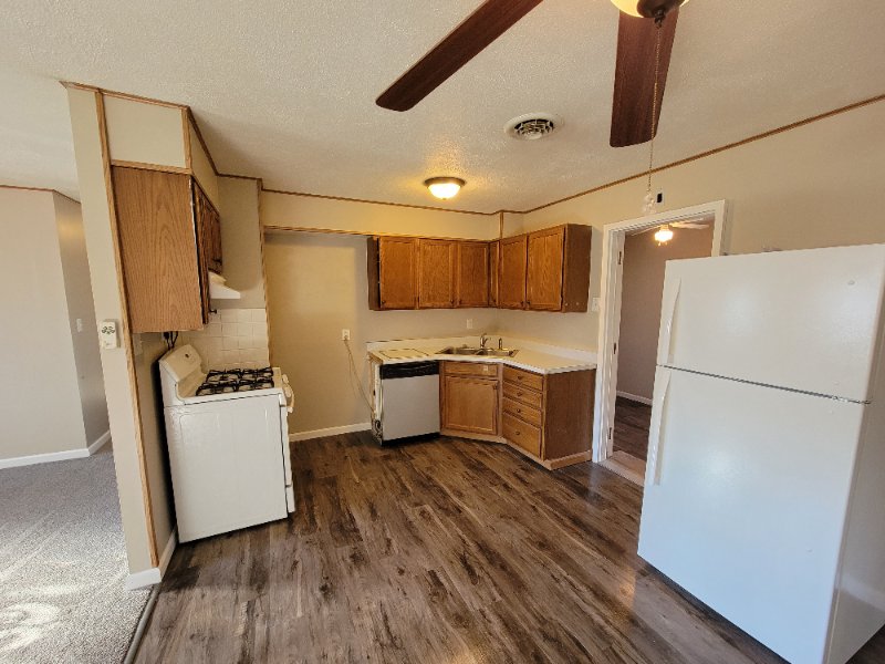 3332 Buckner St - Photo 5 of 20