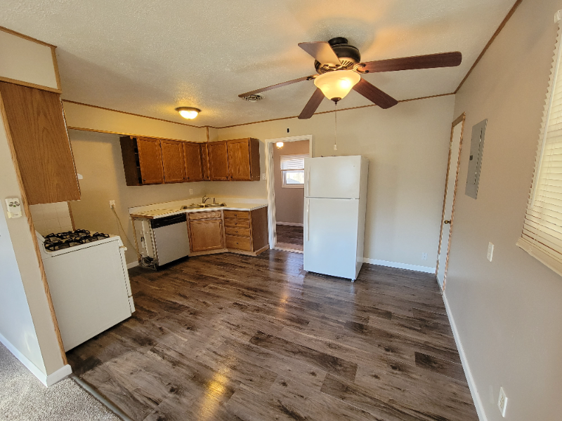 3332 Buckner St - Photo 6 of 20