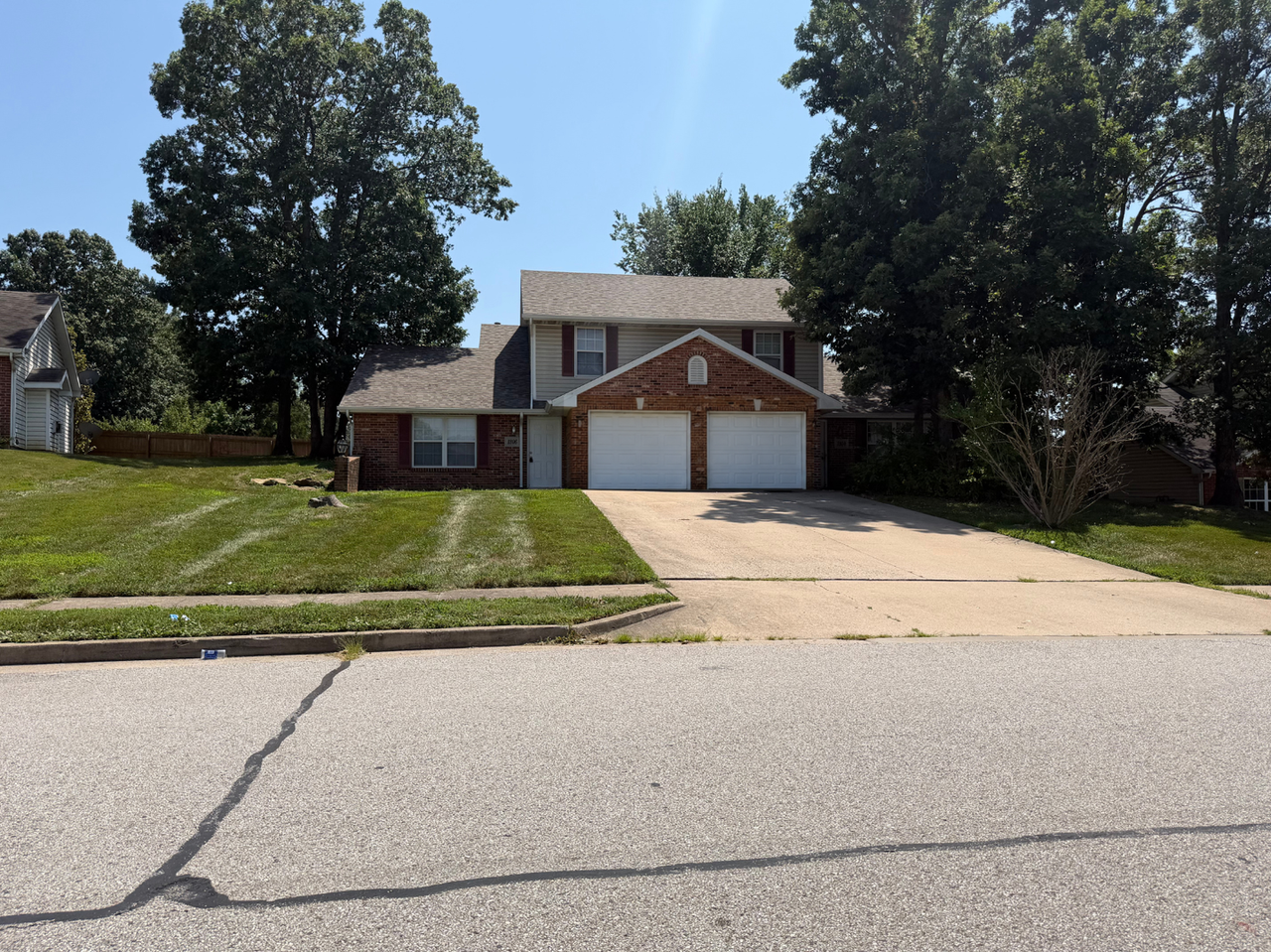 1306 Godas Dr - Photo 2 of 30
