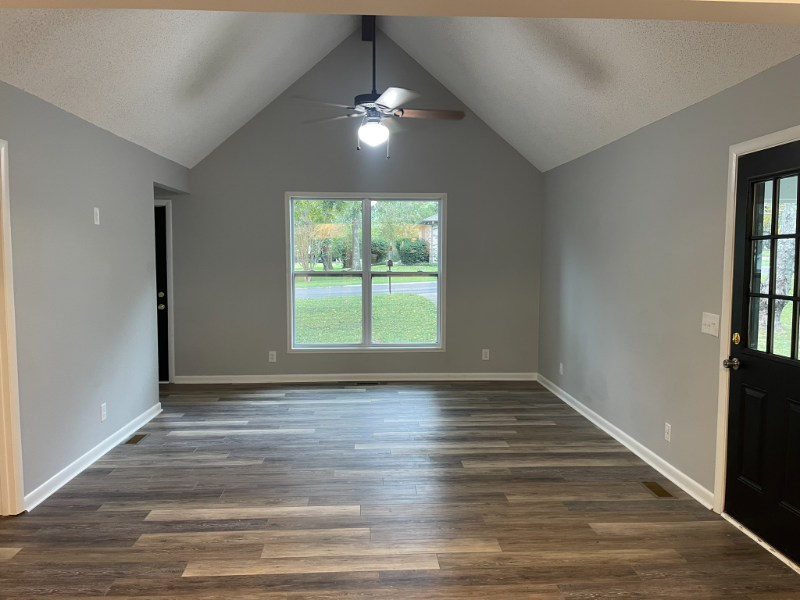 284 Lookout Dr - Photo 3 of 18