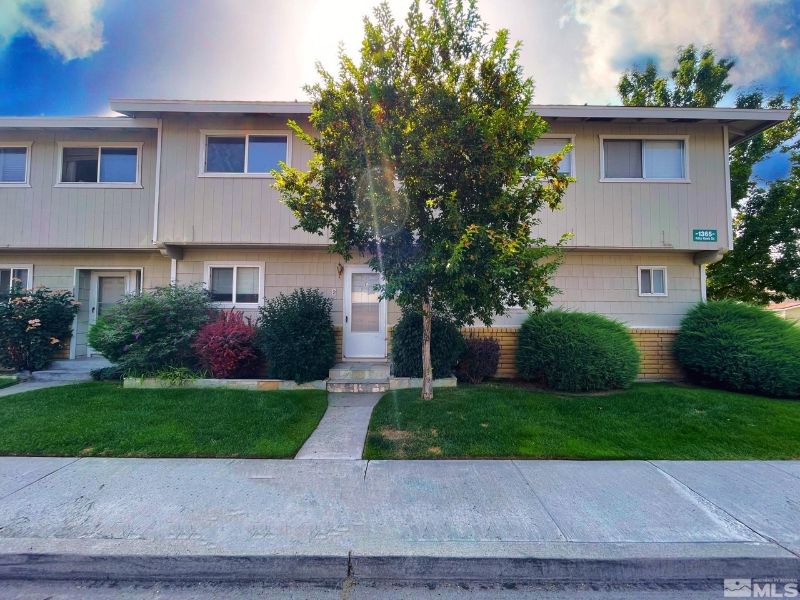 1365 Kittyhawk Ave #E - Photo 3 of 12