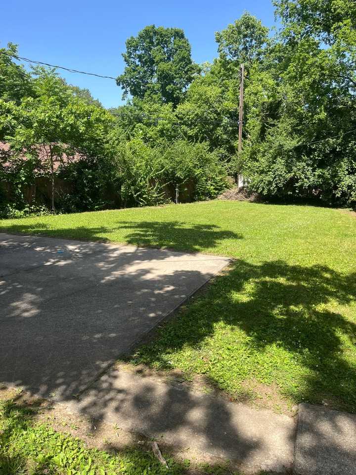 215 Marlay Rd - Photo 3 of 18