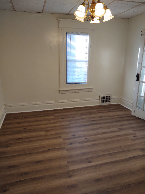 508 Bredin St #B - Photo 6 of 17
