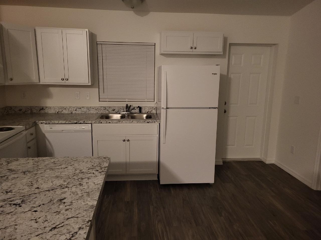 1551 Nw 57th Ct - Photo 5 of 10