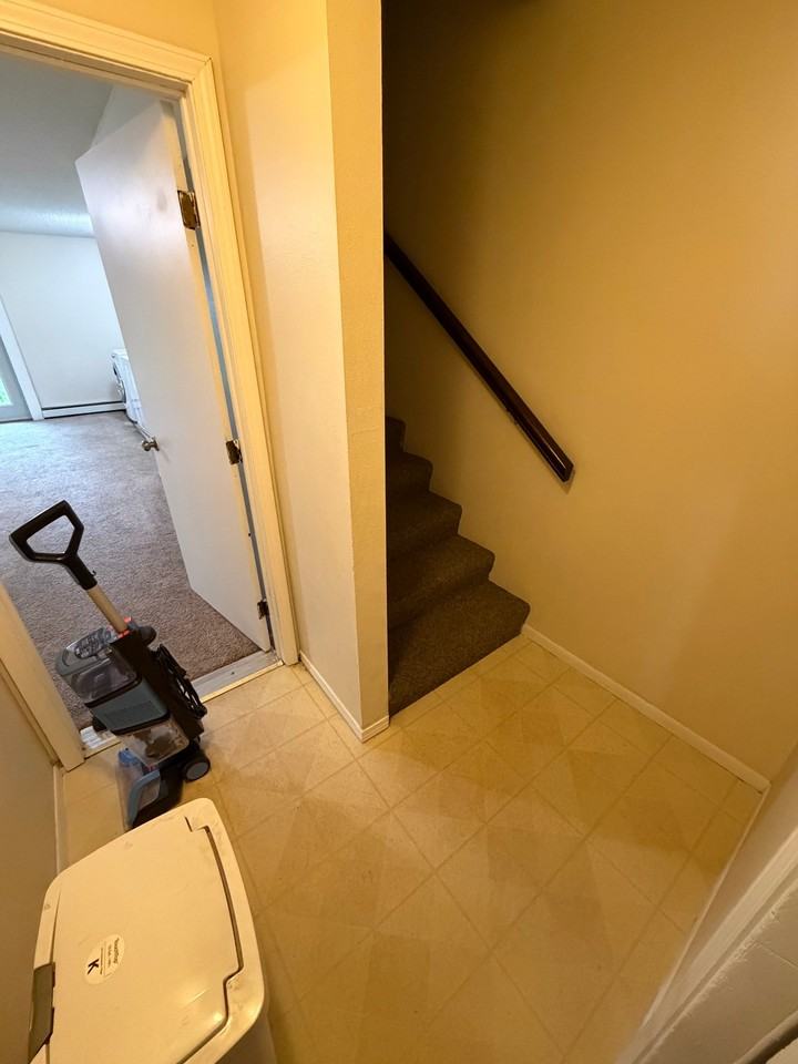 305 Cindy Dr #A - Photo 5 of 19