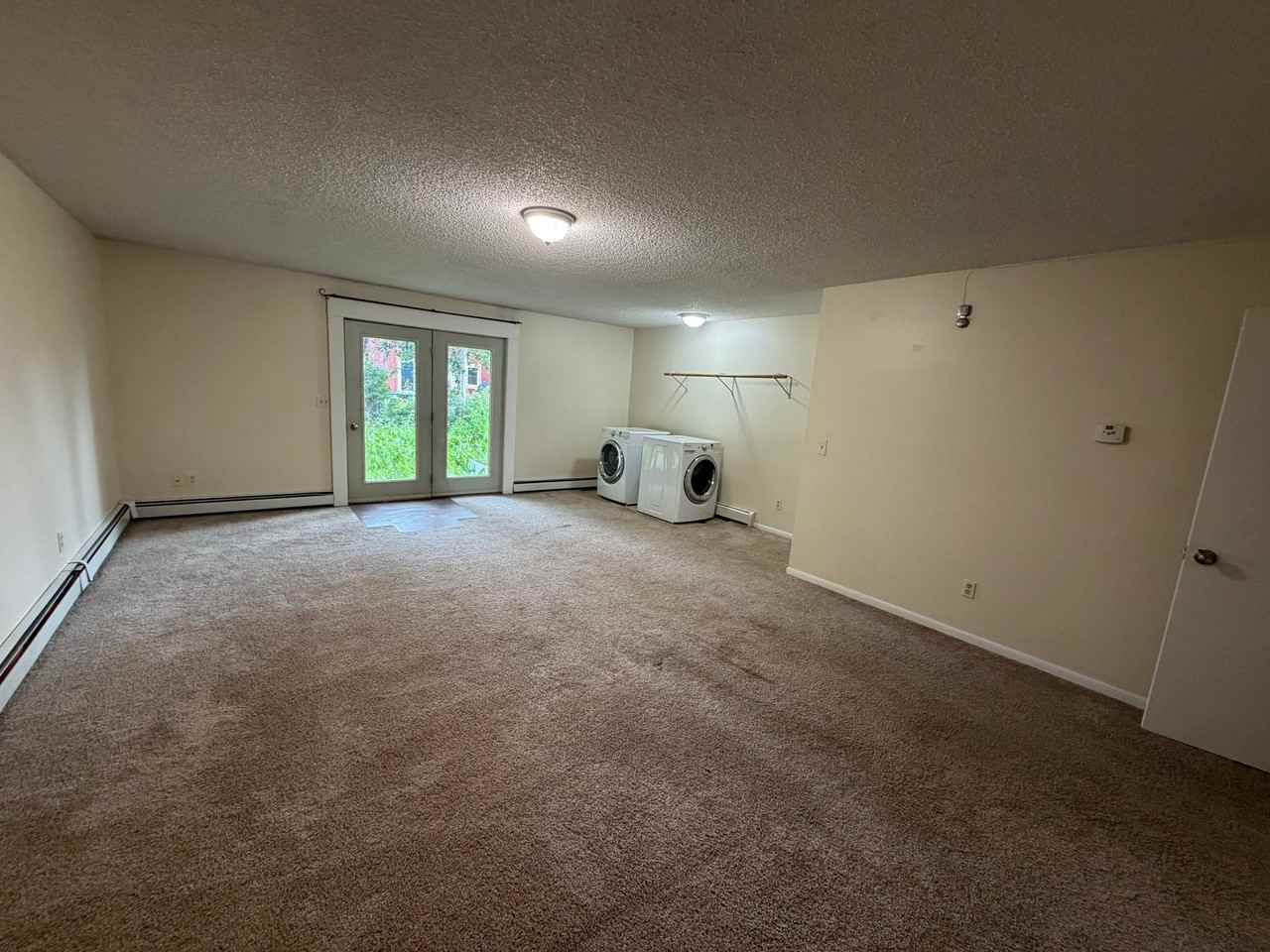 305 Cindy Dr #A - Photo 6 of 19