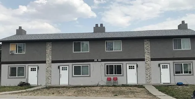 2343 Shawnee Dr - Photo 2 of 30