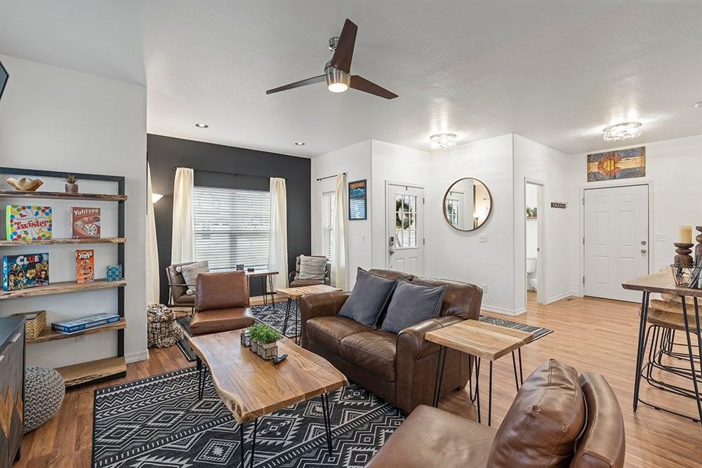 1710 N Taylor Cir - Photo 5 of 36