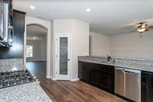 featured image of 4048 Larner Way