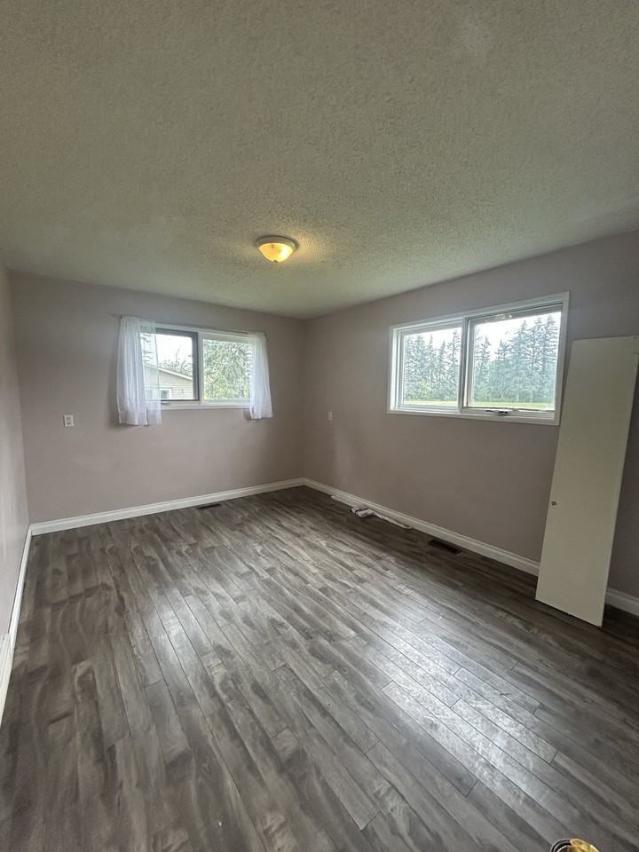 2143 Westcott Rd - Photo 3 of 12
