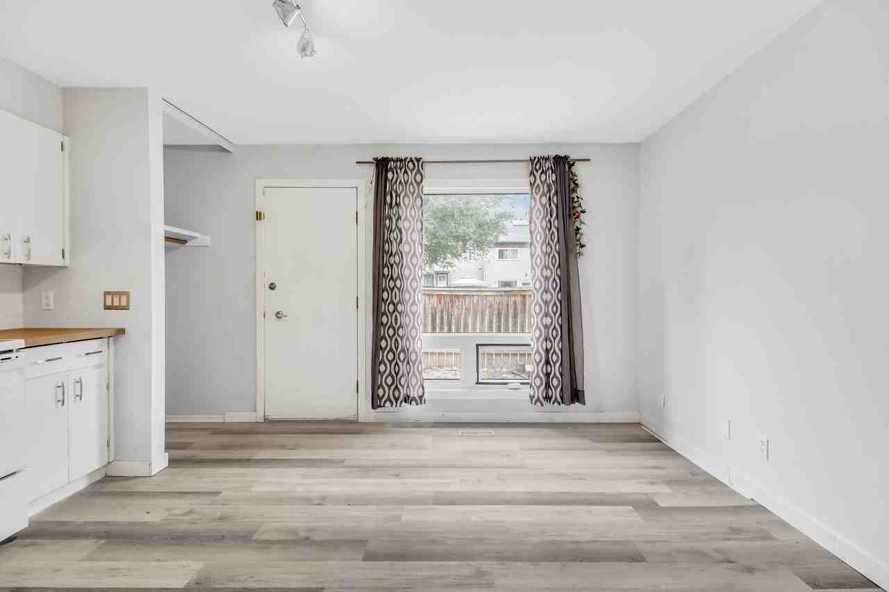 24 Taft Crescent - 1 - Photo 4 of 19