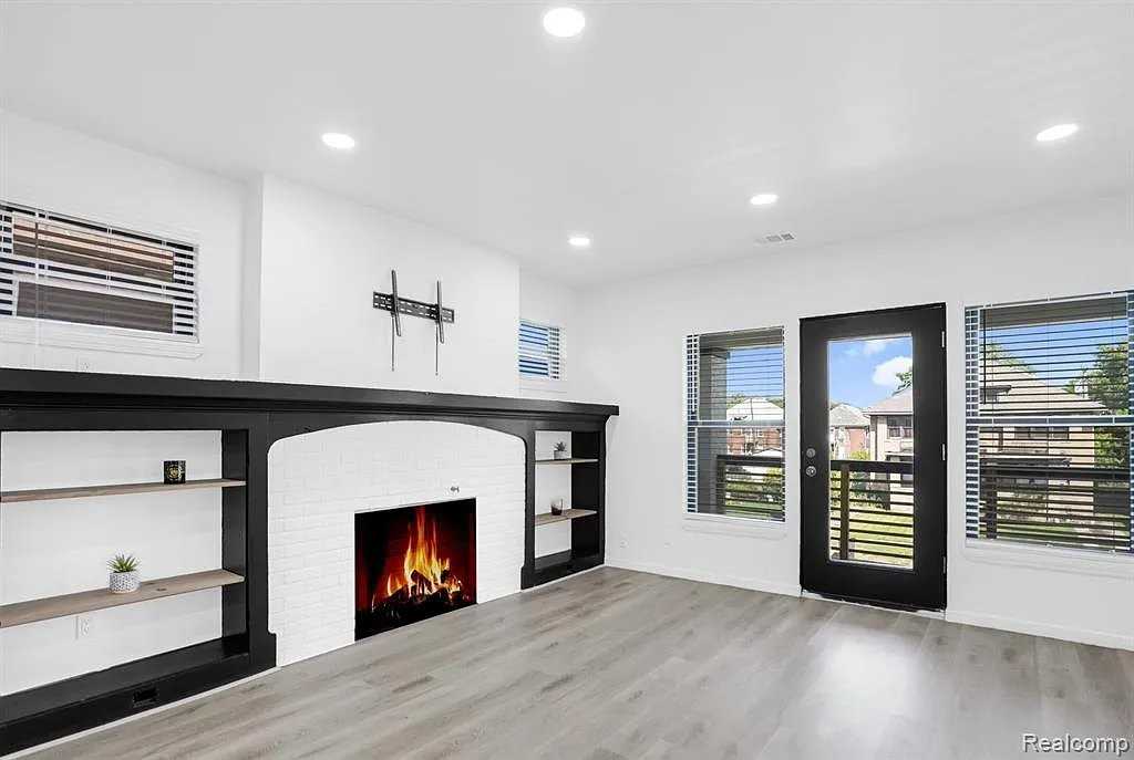 2641 Monterey St #2639 - Photo 5 of 16