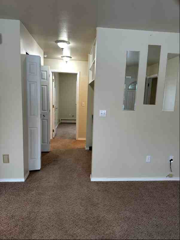 4225 Marik St - Photo 5 of 14