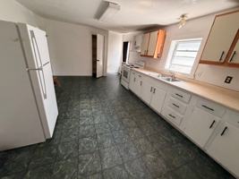 featured image of 113 Railroad St #3