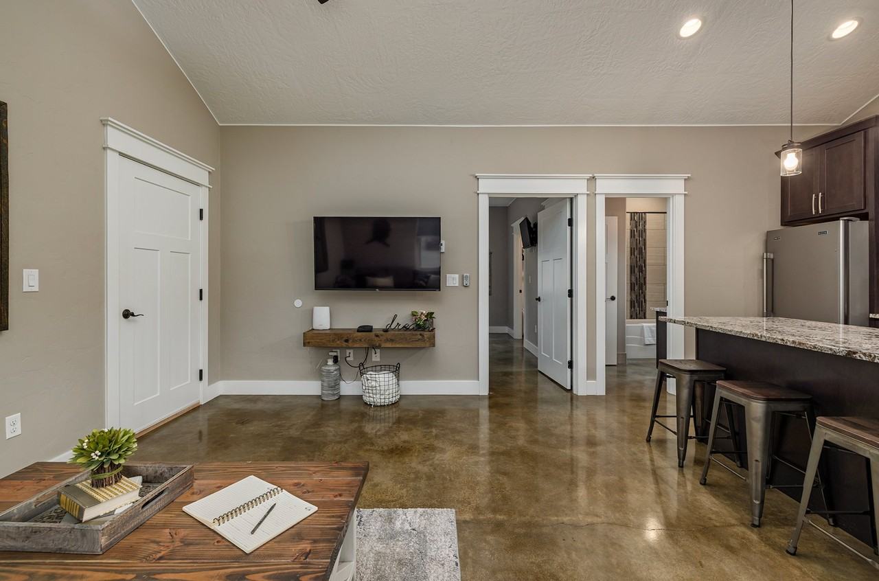 761 W Stoneridge Cir #8 - Photo 7 of 16