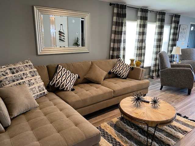 713 Diamond Loop - Photo 3 of 17