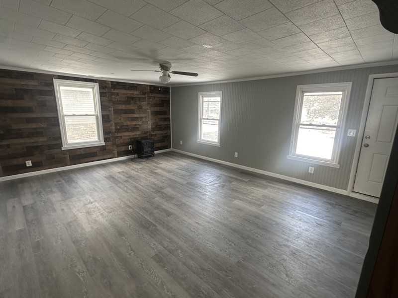 7347 Waldman Ave - Photo 3 of 12