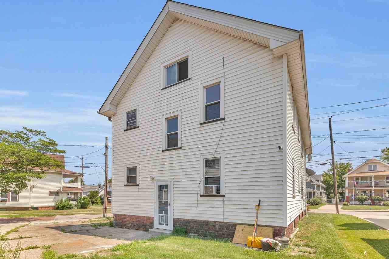 4270 Valley Rd #2ndFL - Photo 4 of 18
