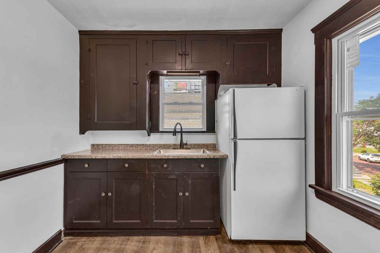4270 Valley Rd #2ndFL - Photo 5 of 18