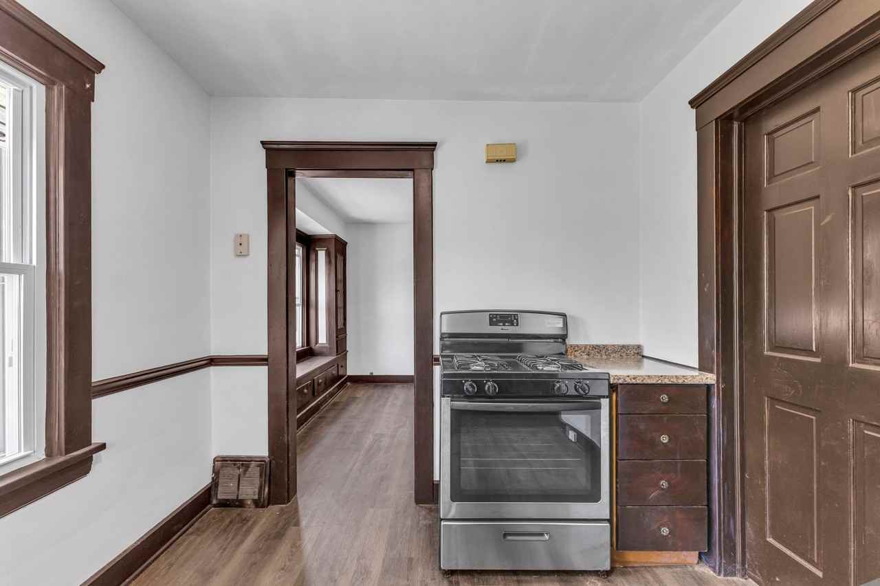 4270 Valley Rd #2ndFL - Photo 6 of 18