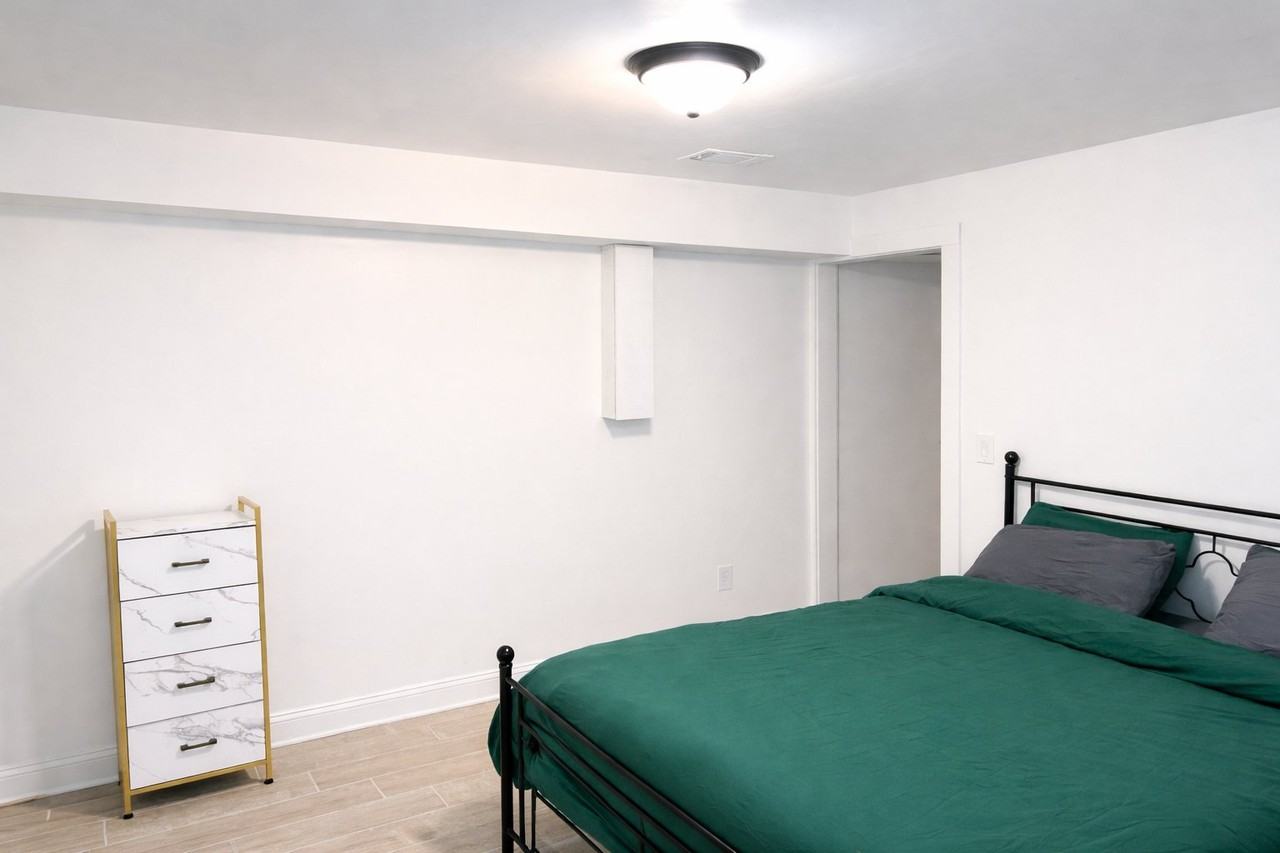 2097 Verbena St Nw - Photo 3 of 12