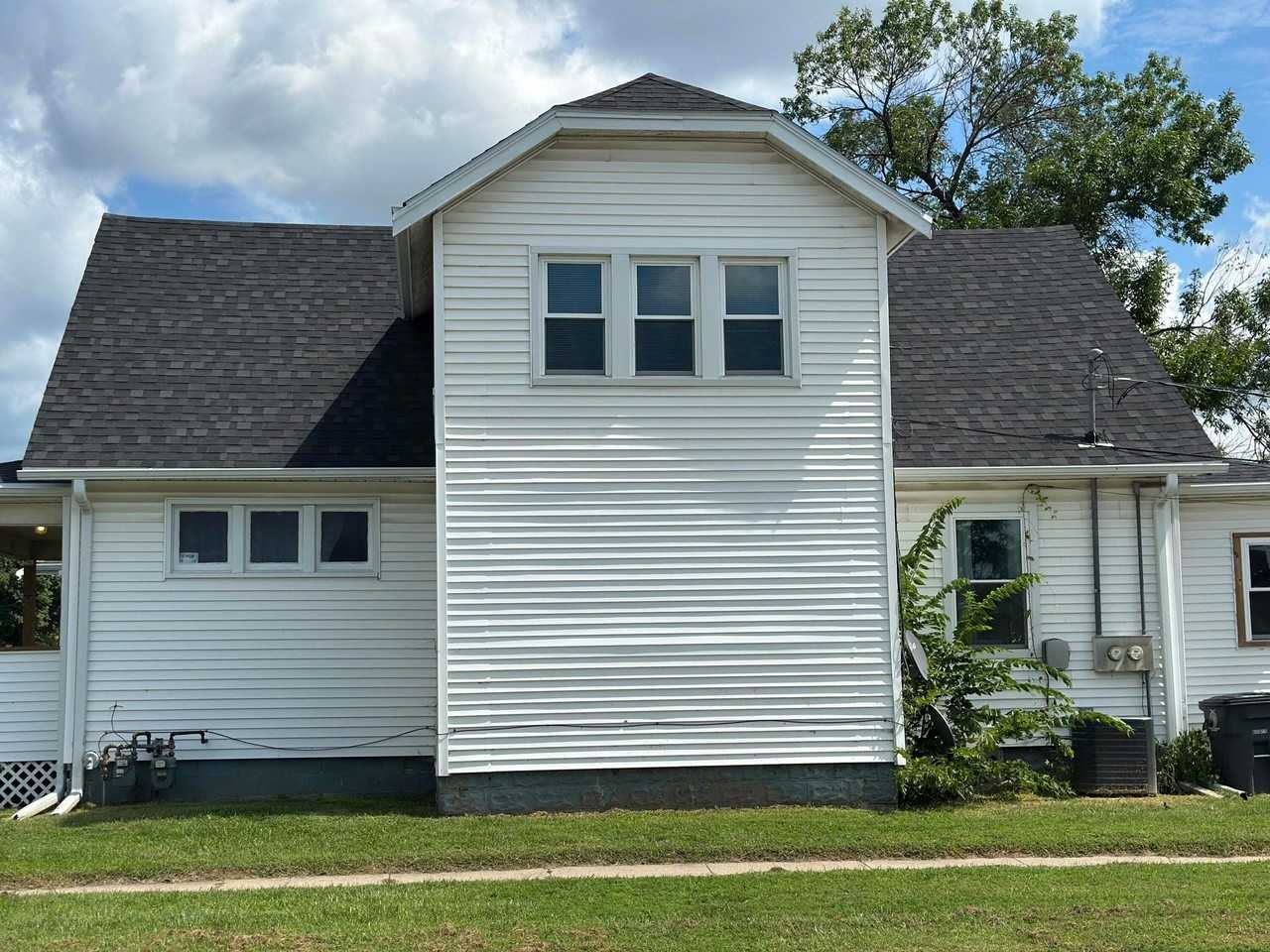 2937 Avenue A - Photo 3 of 13