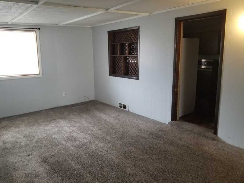 759 N Diamond St - Photo 3 of 31