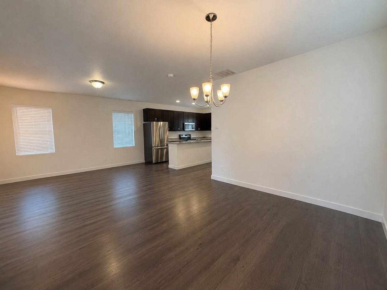 836 W Founders Point Ln - Photo 6 of 35