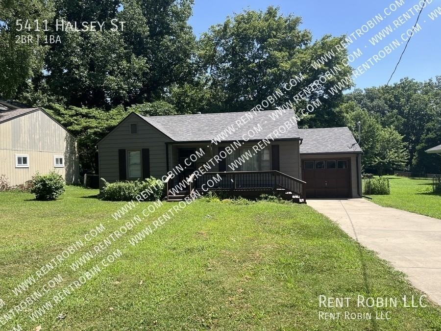 5411 Halsey St - Photo 2 of 10