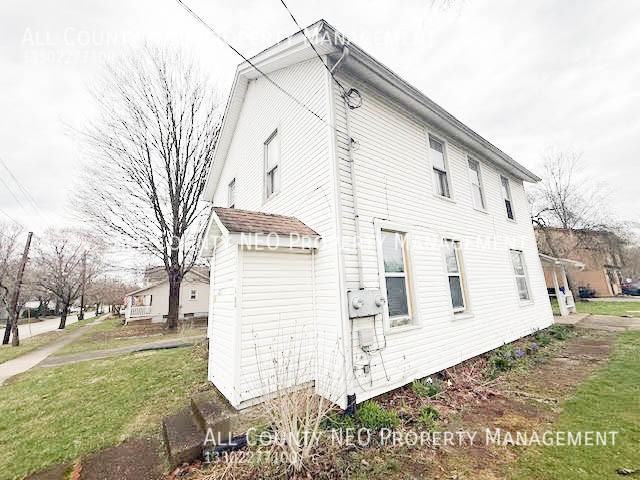 271 Grant St #A - Photo 2 of 20