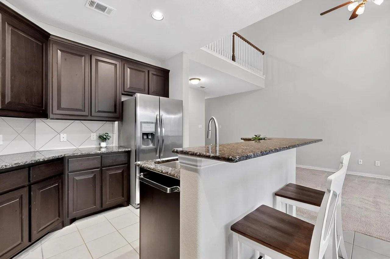 4204 Nia Dr - Photo 5 of 20