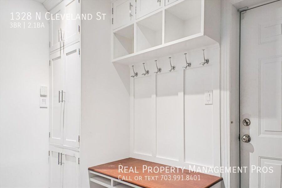 1328 N Cleveland St - Photo 3 of 38