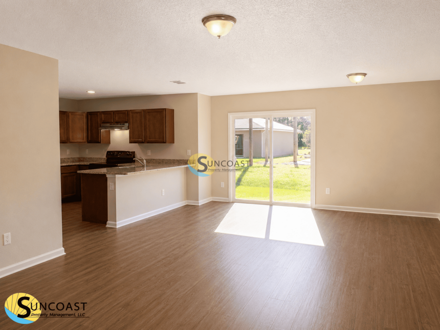 8054 Hastings St - Photo 2 of 14