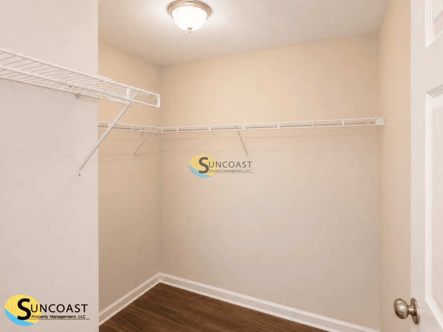8054 Hastings St - Photo 7 of 14